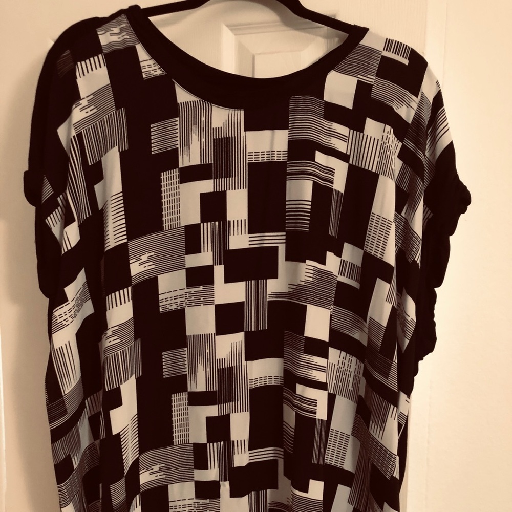 Avenue dress shirt size 22/24